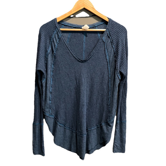 We The Free Blue Long Sleeve Round Neck Women's Thermal Shirt Size Small - Picture 1 of 5